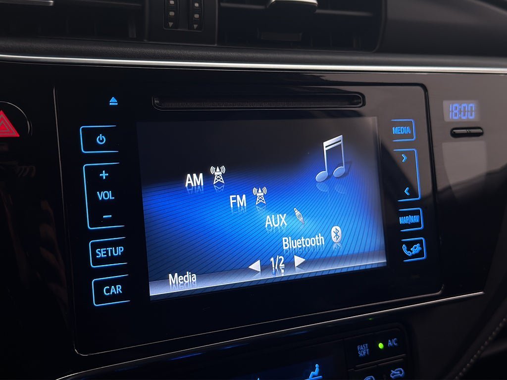 Vehicle Image 22