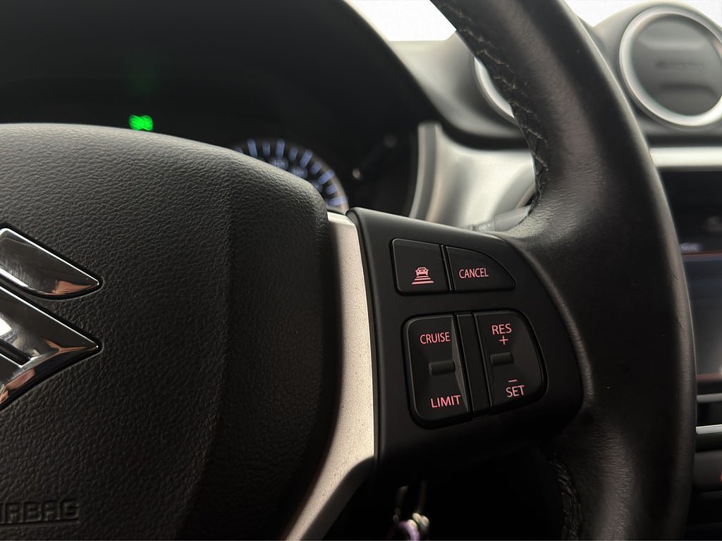 Vehicle Image 18