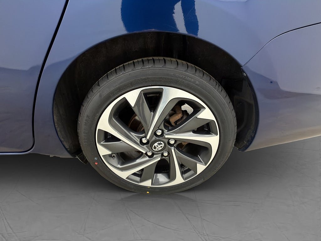 Vehicle Image 31