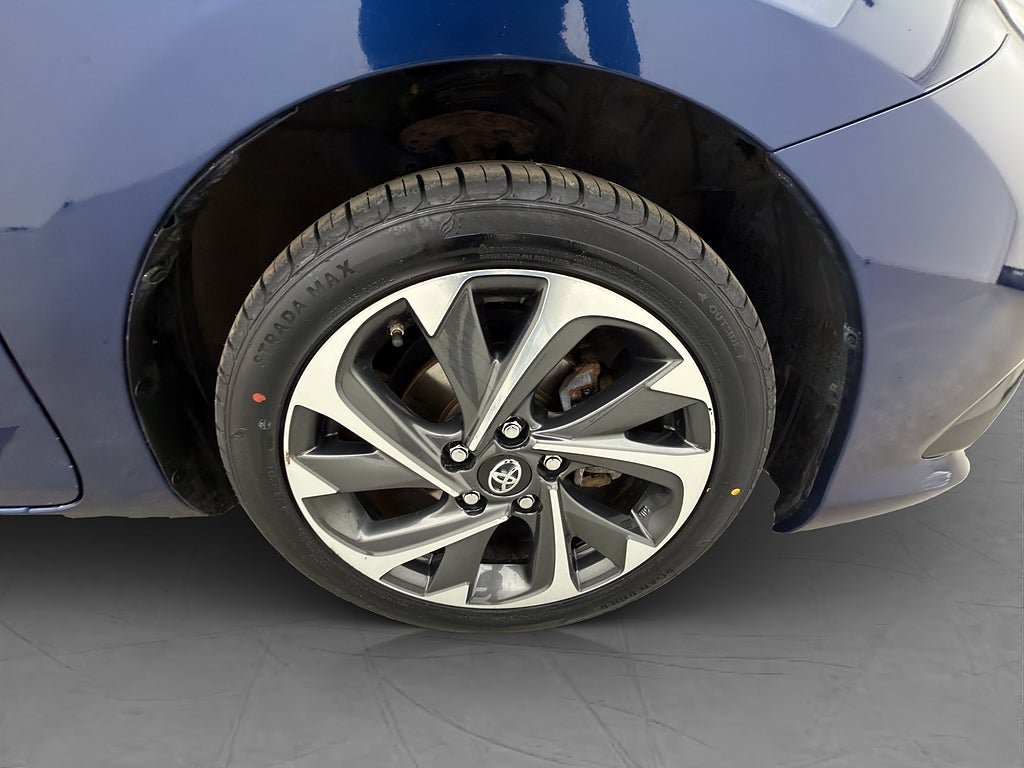 Vehicle Image 33