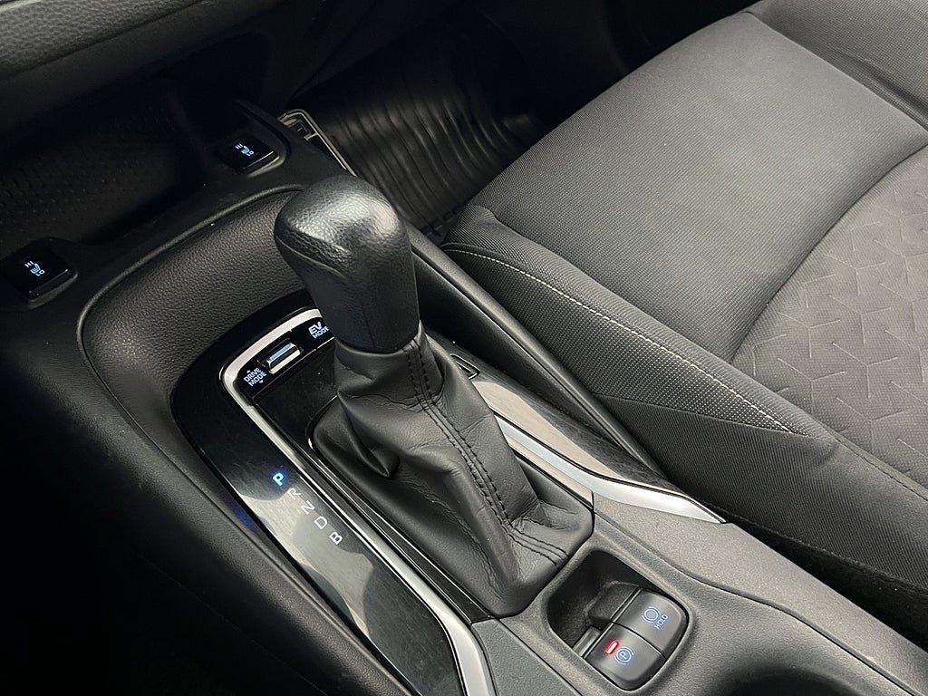 Vehicle Image 21
