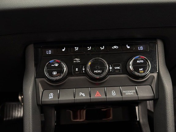 Vehicle Image 26