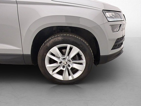 Vehicle Image 37