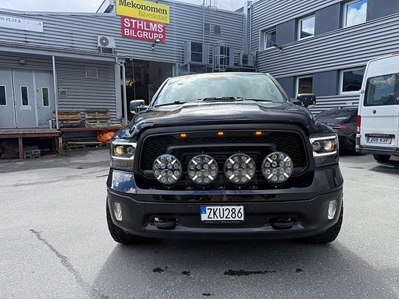 Vehicle Image 17