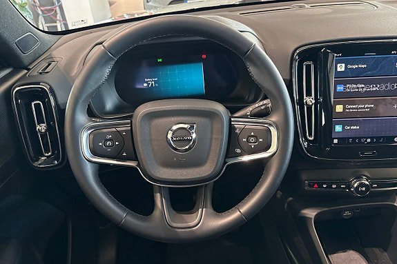 Vehicle Image 38