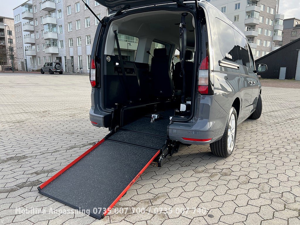Vehicle Image 26