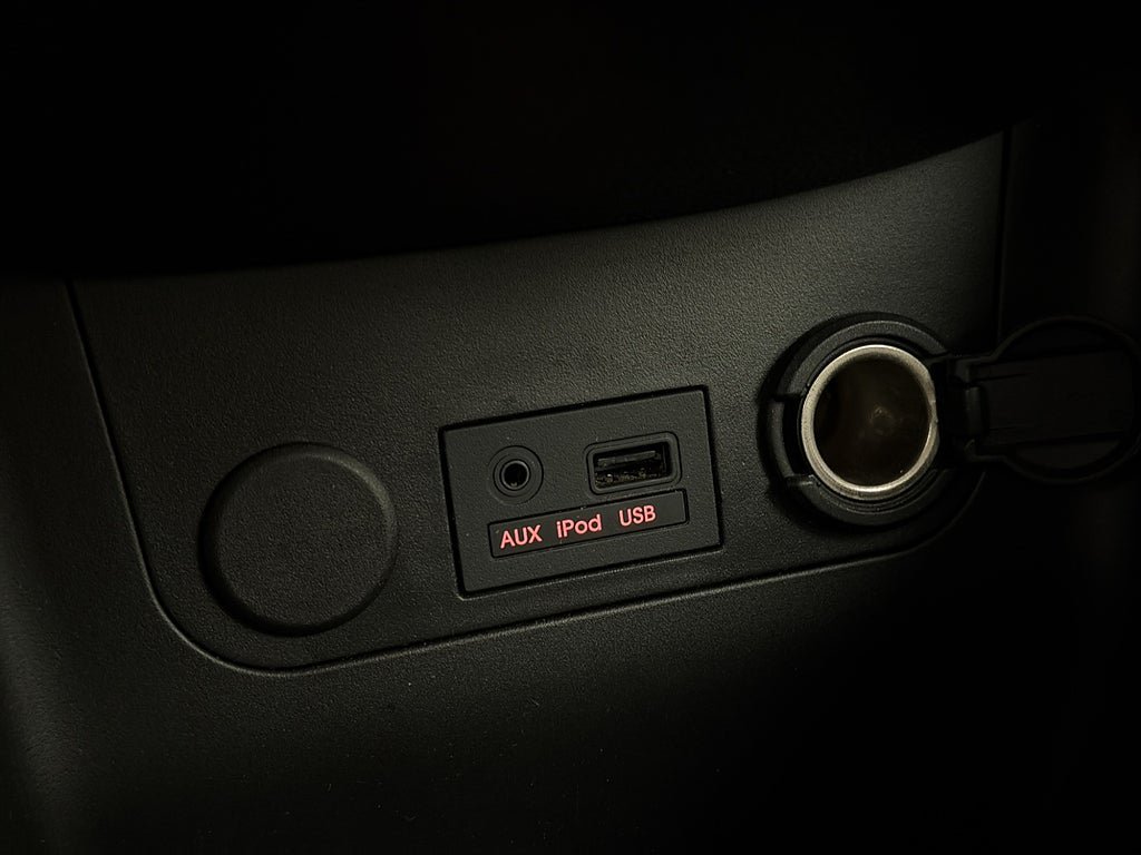 Vehicle Image 23