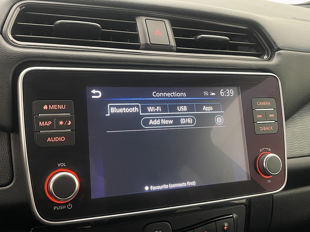 Vehicle Image 22