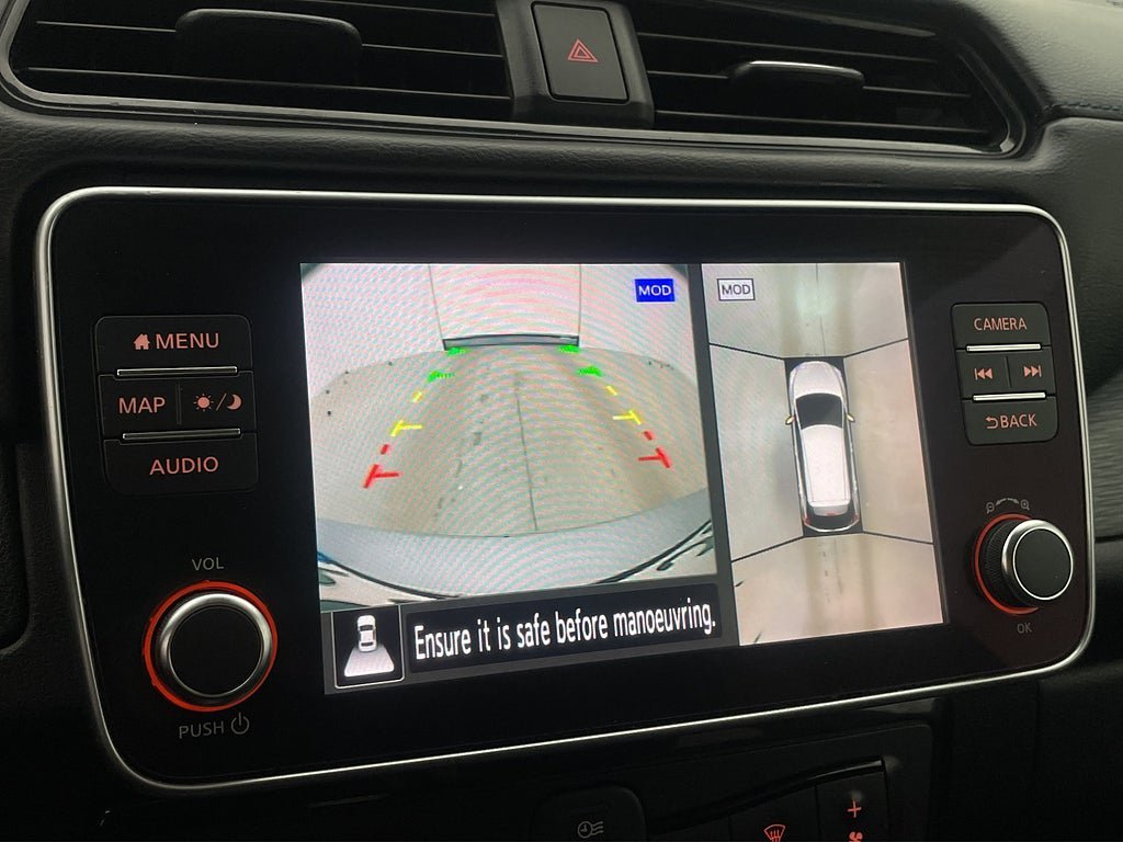 Vehicle Image 23