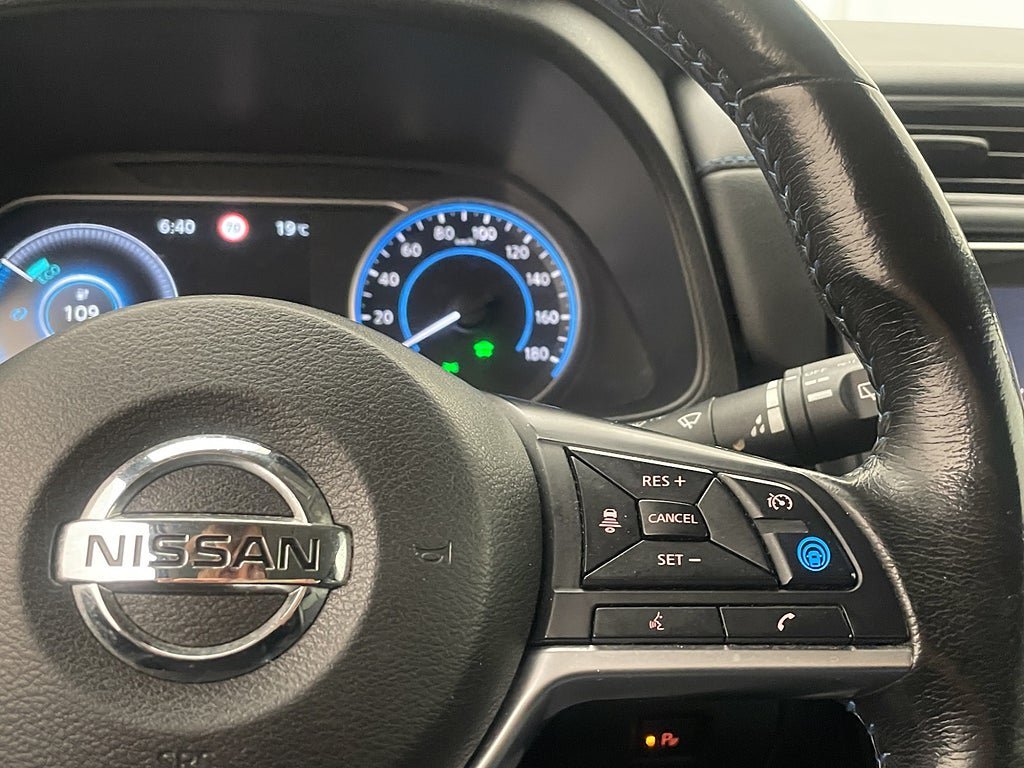 Vehicle Image 26