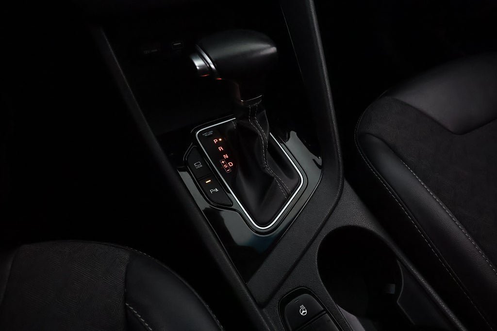 Vehicle Image 22