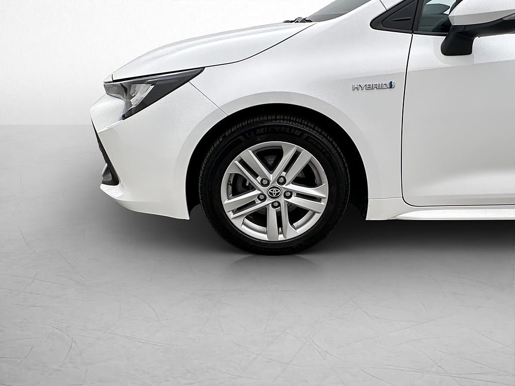 Vehicle Image 10
