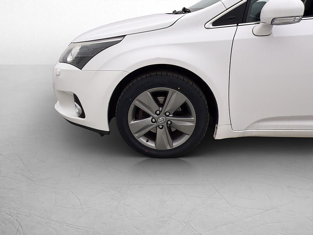Vehicle Image 10