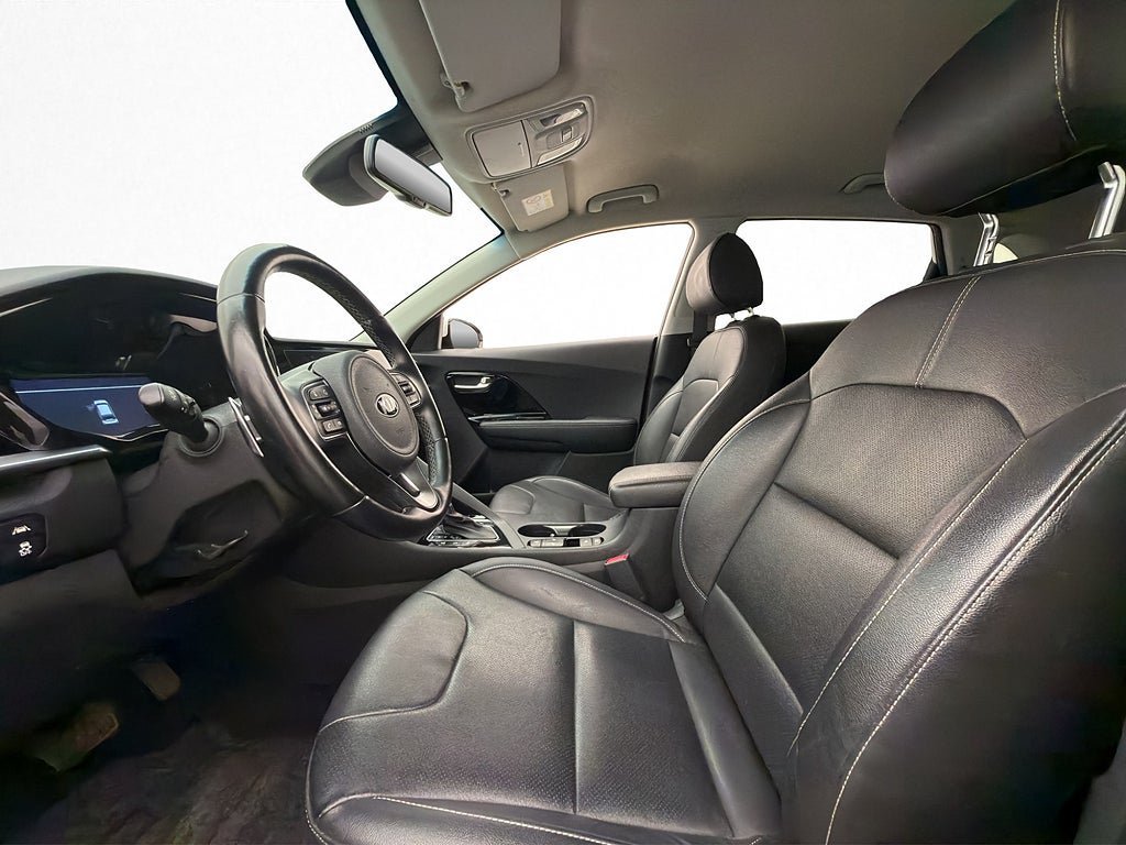 Vehicle Image 22