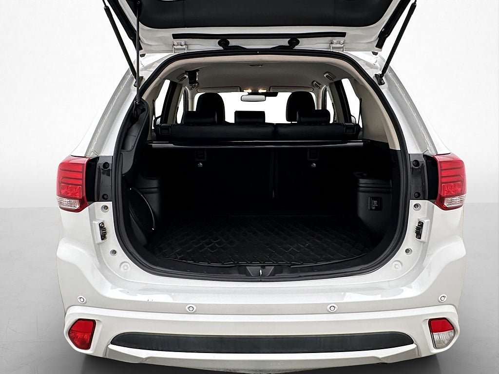 Vehicle Image 18