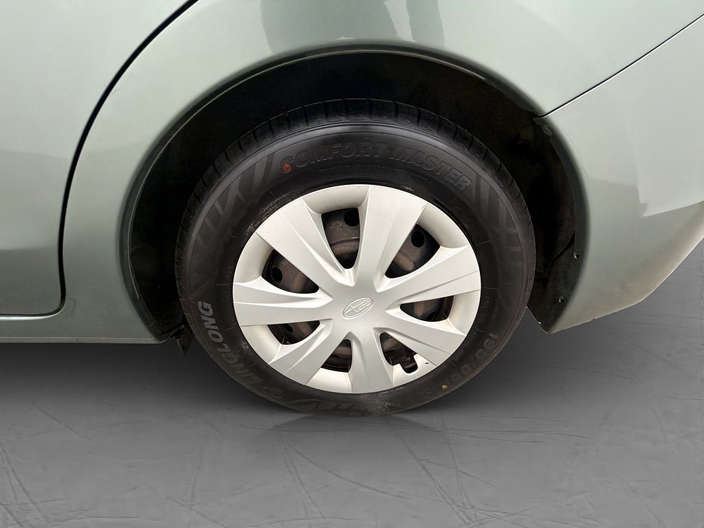 Vehicle Image 11
