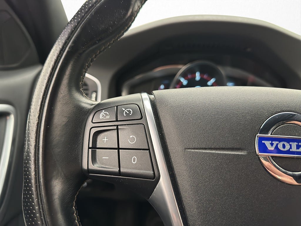 Vehicle Image 29