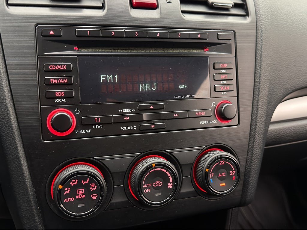 Vehicle Image 24