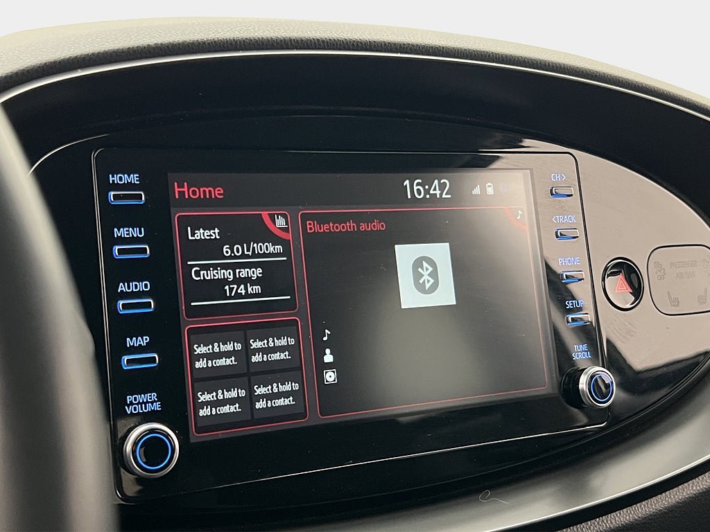 Vehicle Image 18