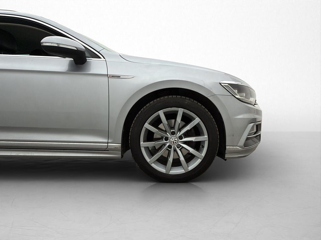 Vehicle Image 30