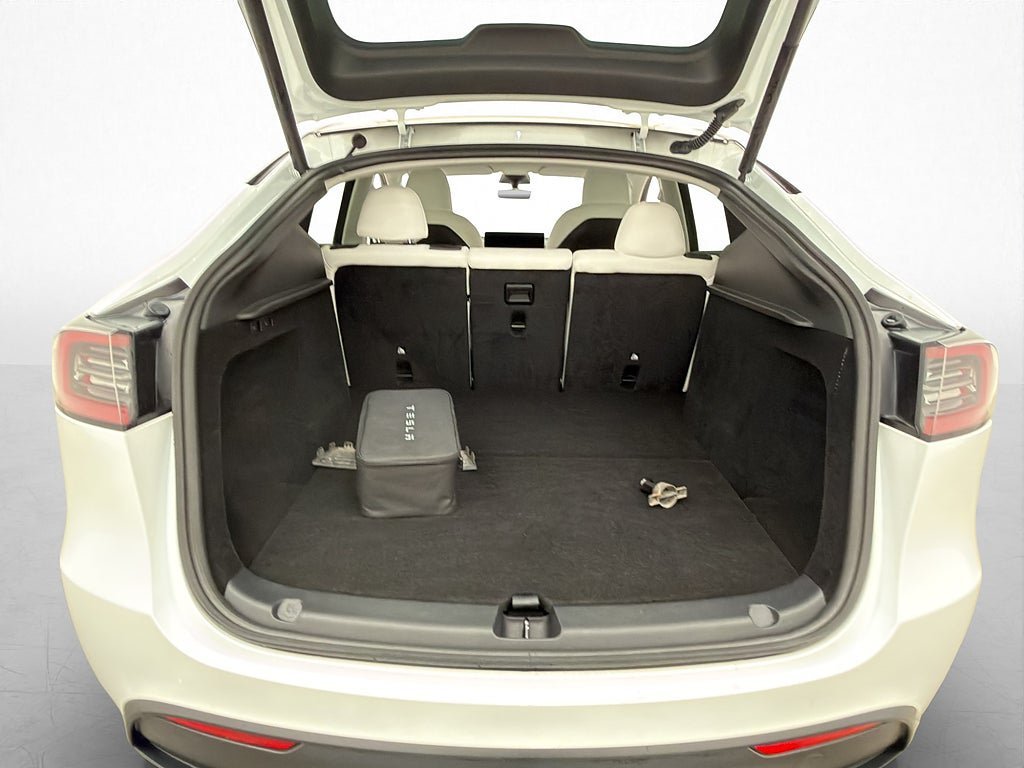 Vehicle Image 31