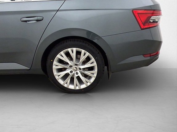 Vehicle Image 37