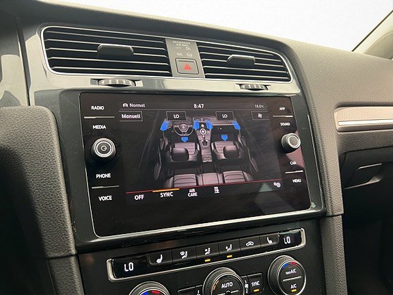 Vehicle Image 24
