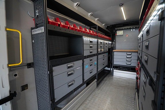 Vehicle Image 11