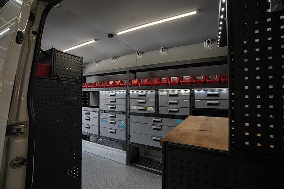 Vehicle Image 13