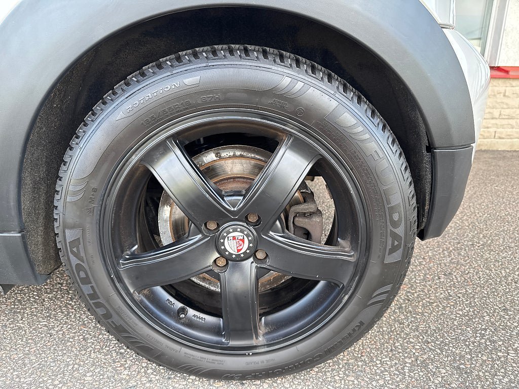 Vehicle Image 23