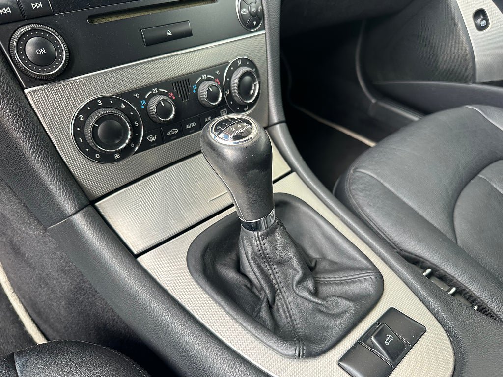 Vehicle Image 26