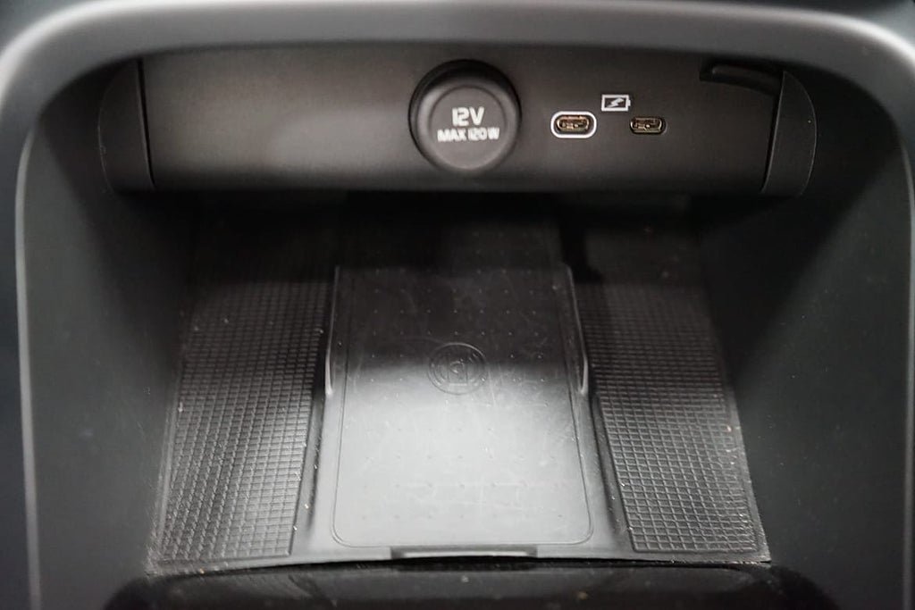 Vehicle Image 17