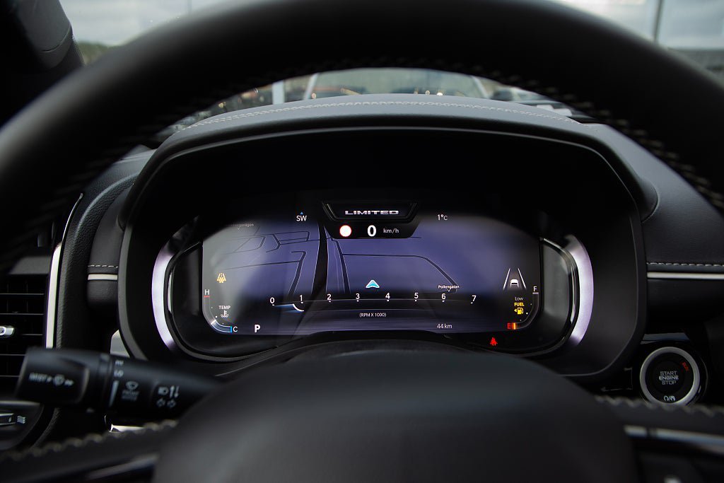 Vehicle Image 11