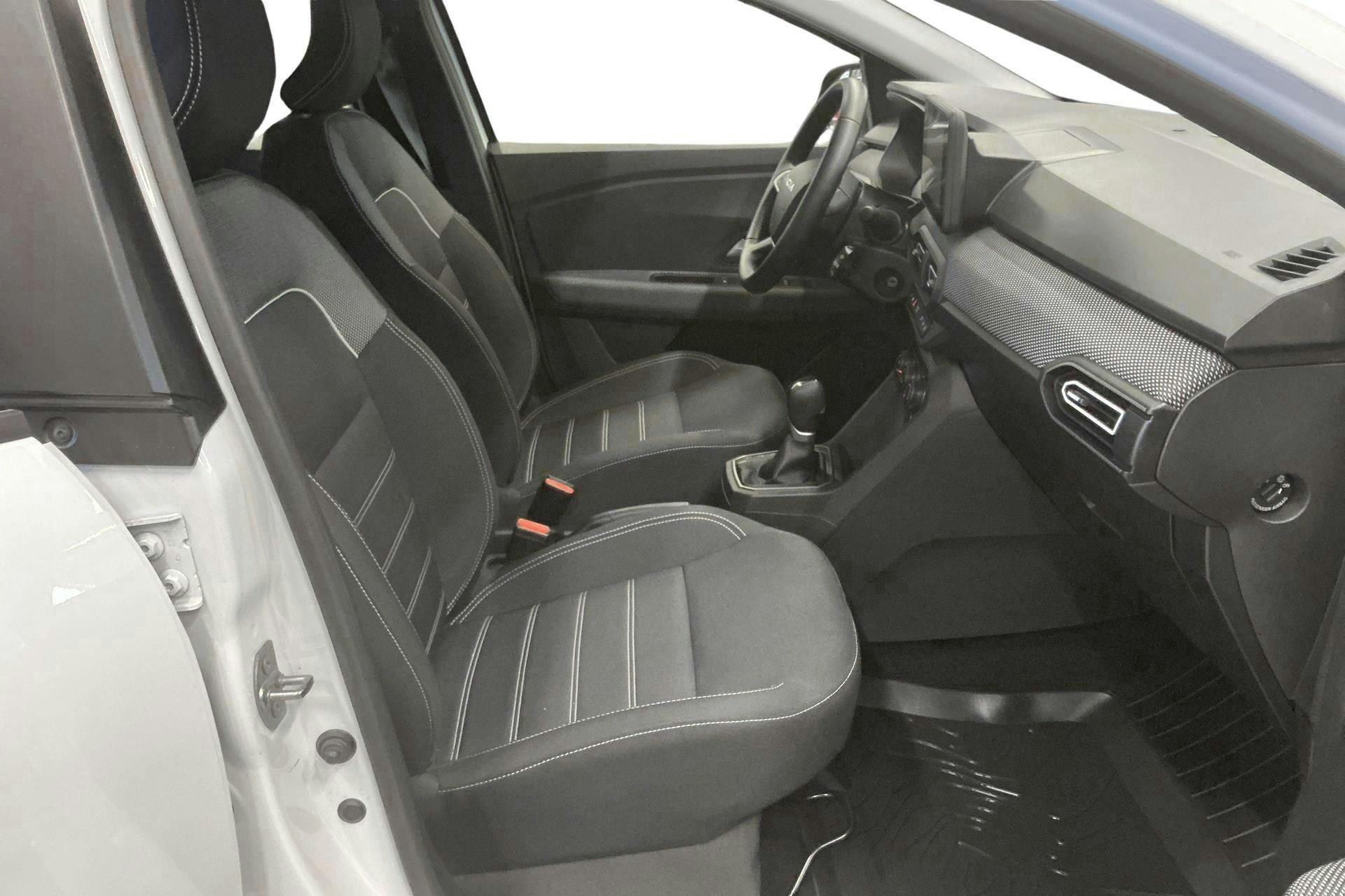 Vehicle Image 7