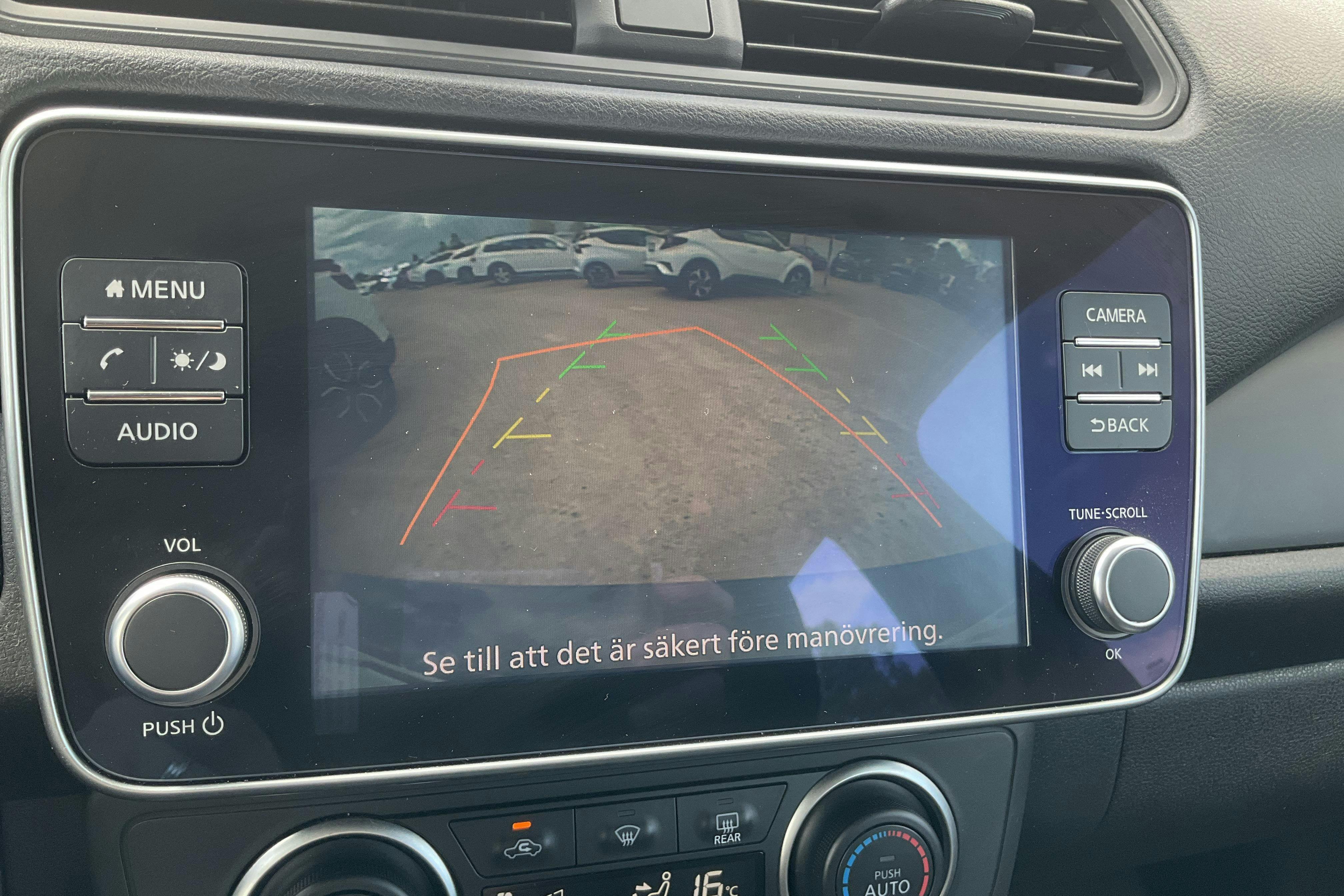 Vehicle Image 11