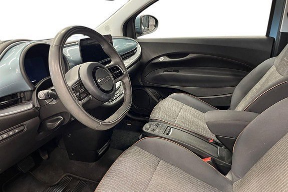 Vehicle Image 23