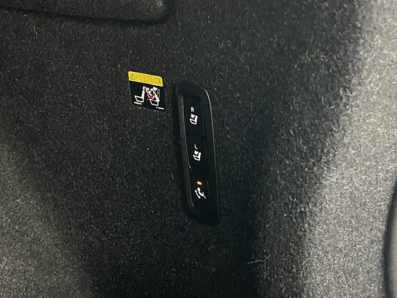 Vehicle Image 28