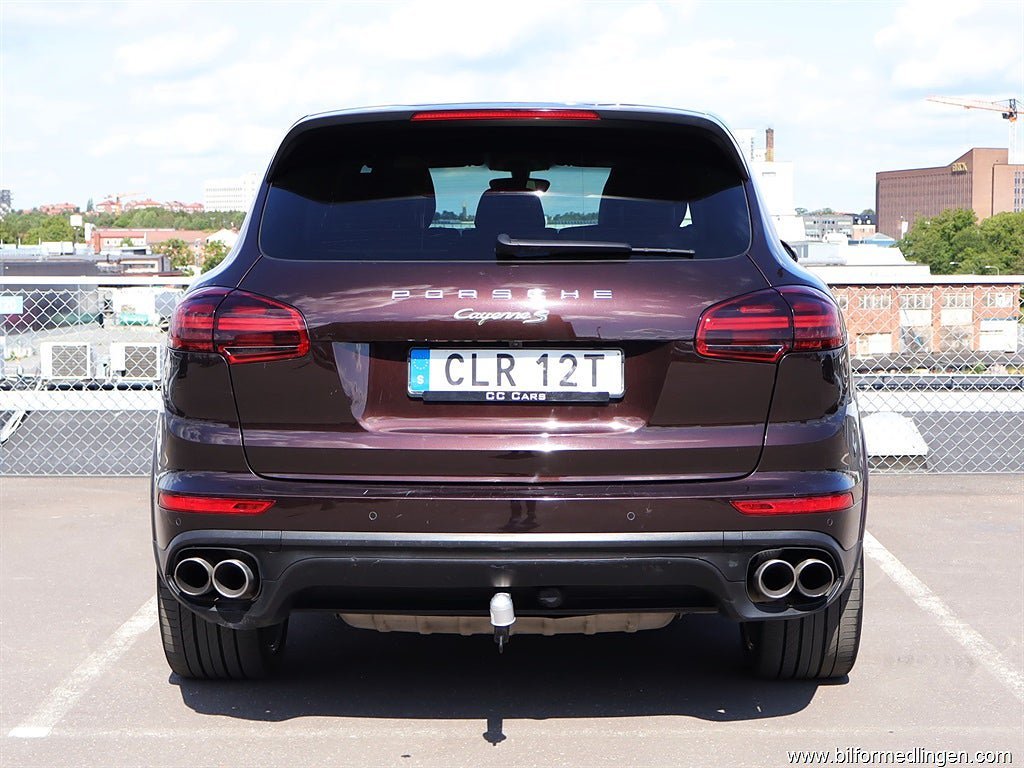 Vehicle Image 26