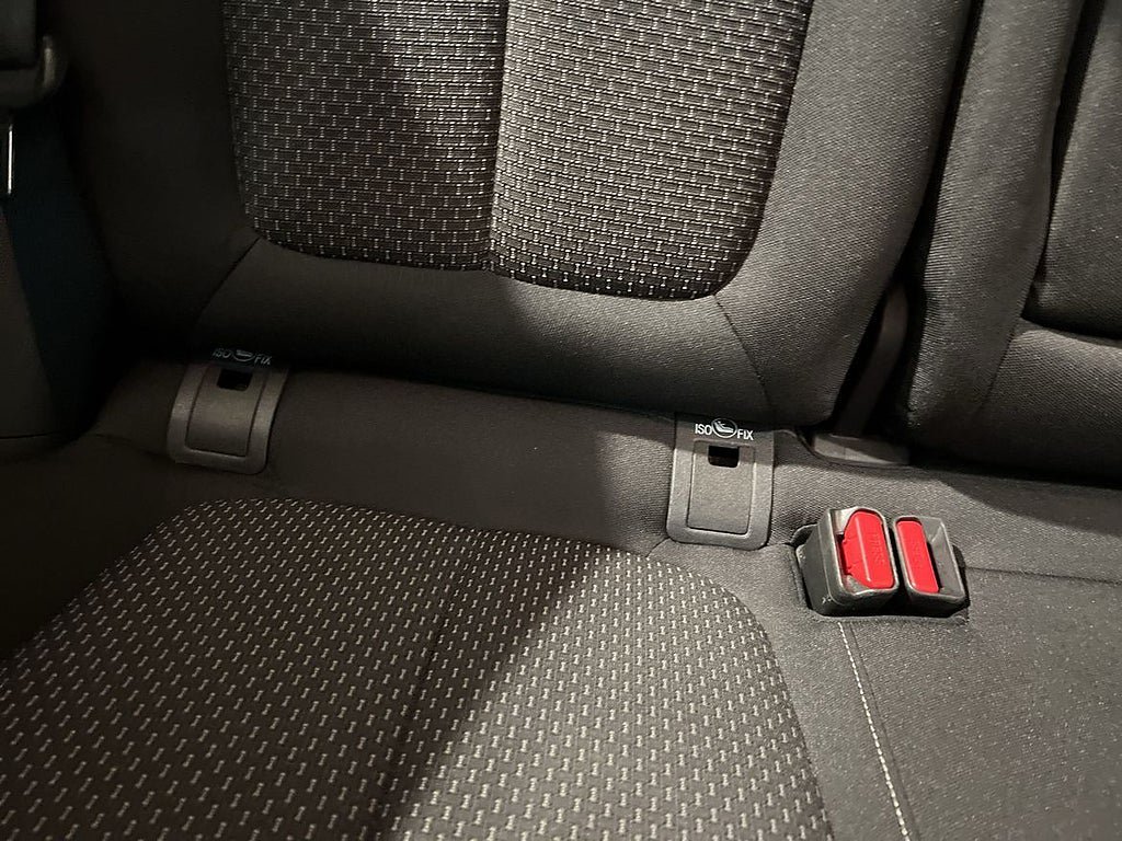 Vehicle Image 24