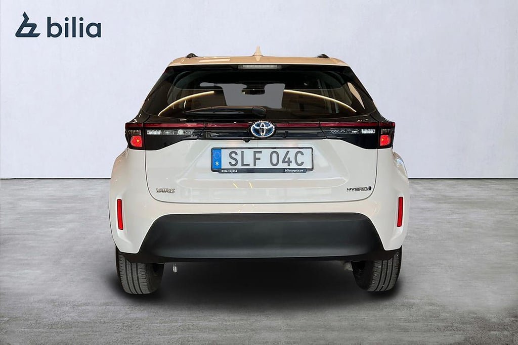 Vehicle Image 6