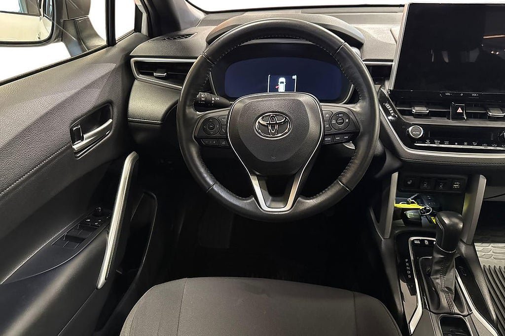 Vehicle Image 12