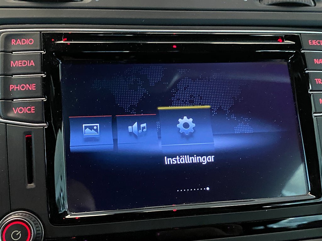 Vehicle Image 17