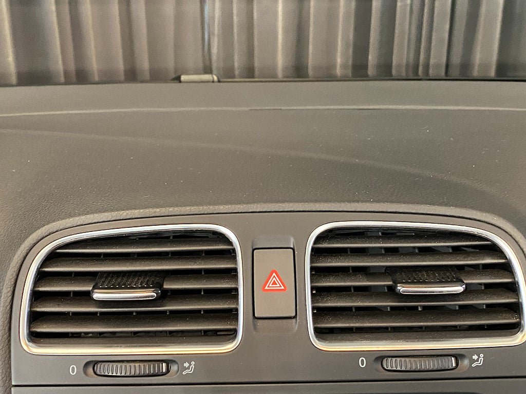 Vehicle Image 45