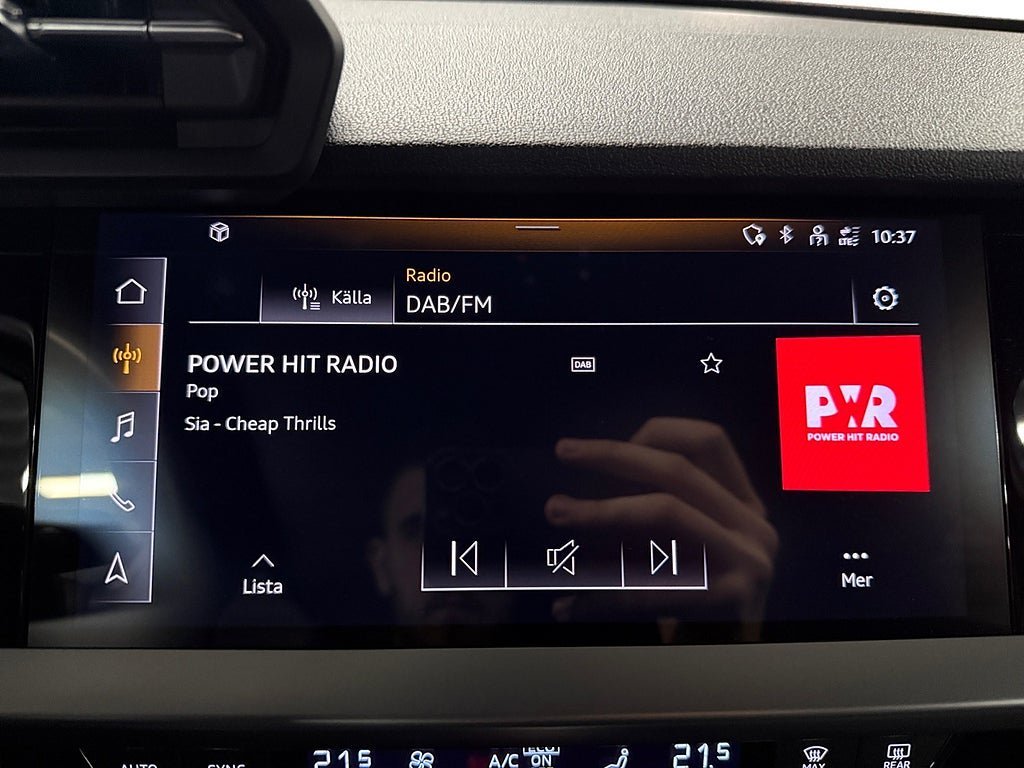 Vehicle Image 19
