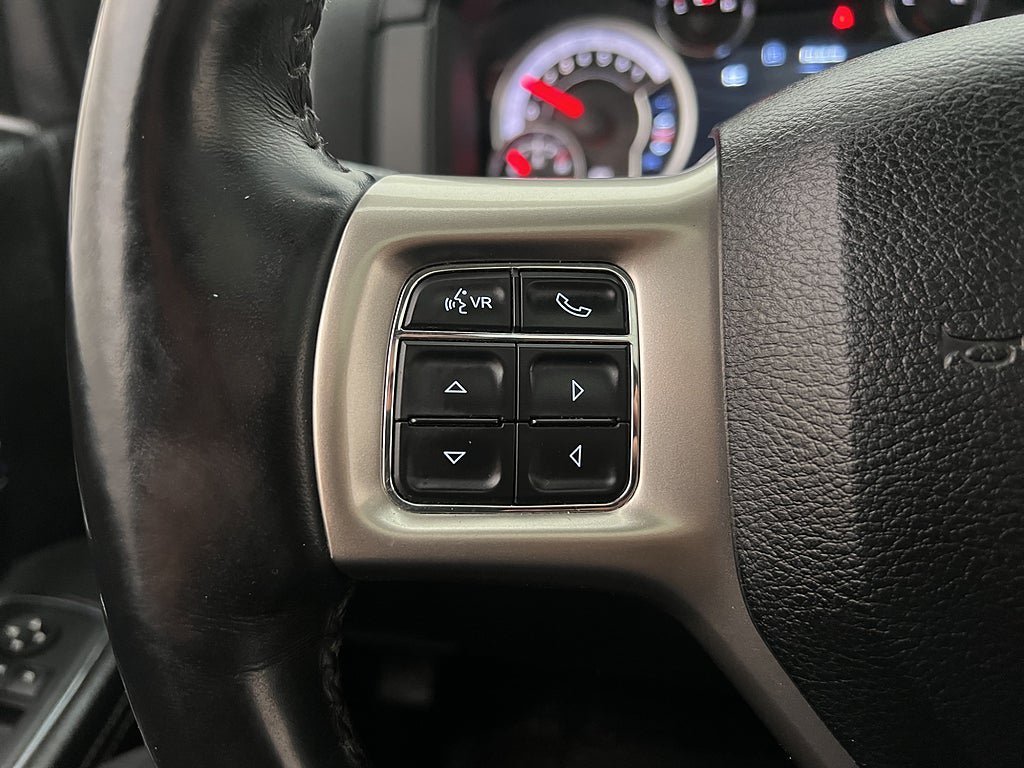 Vehicle Image 17