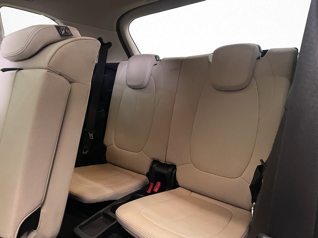 Vehicle Image 36