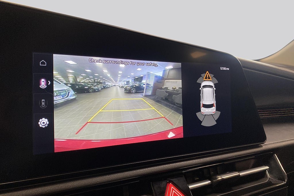 Vehicle Image 13