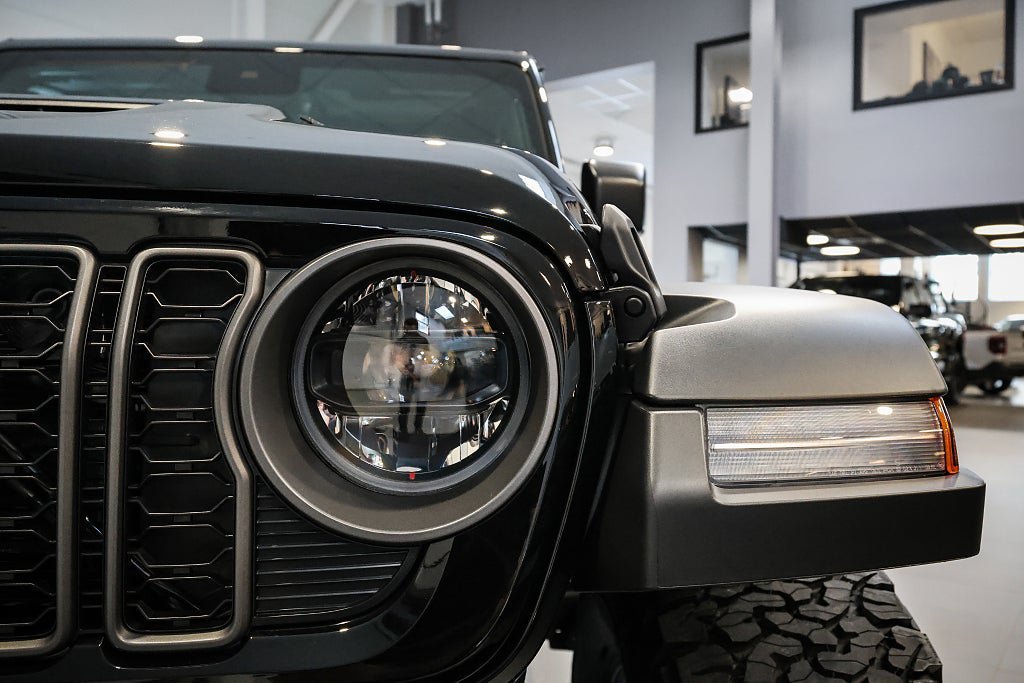 Vehicle Image 9
