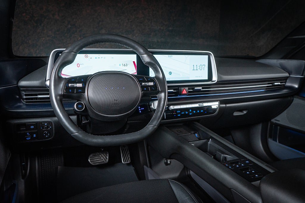 Vehicle Image 18