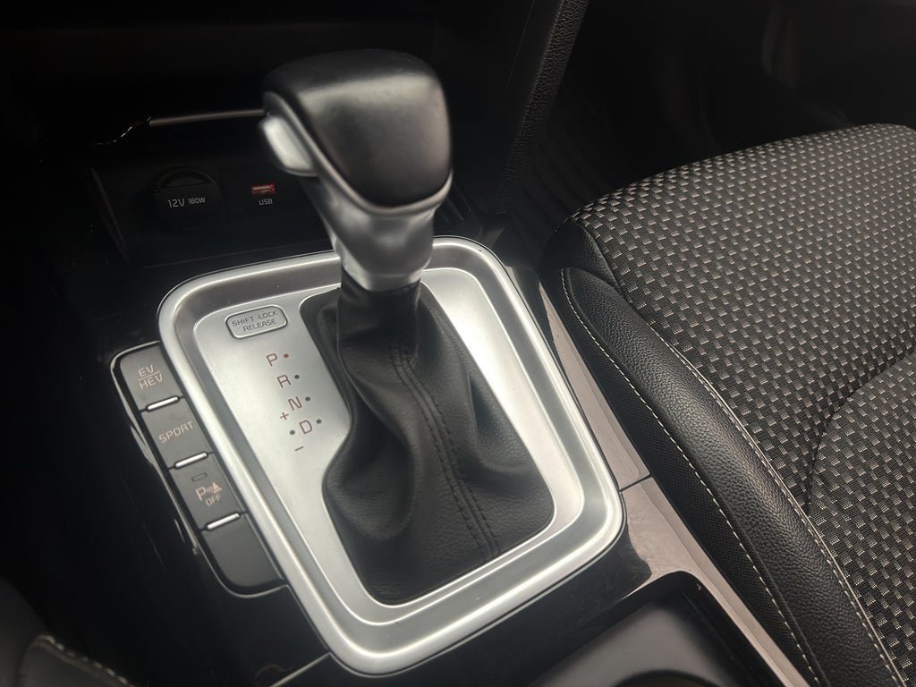 Vehicle Image 18